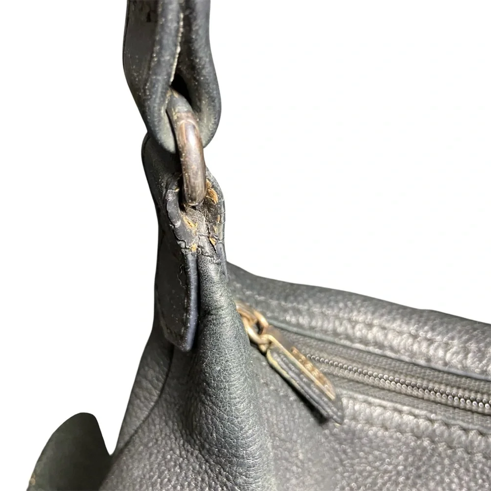Classic Fossil Black Leather Shoulder Bag